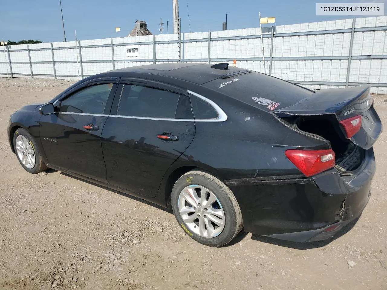 1G1ZD5ST4JF123419 2018 Chevrolet Malibu Lt