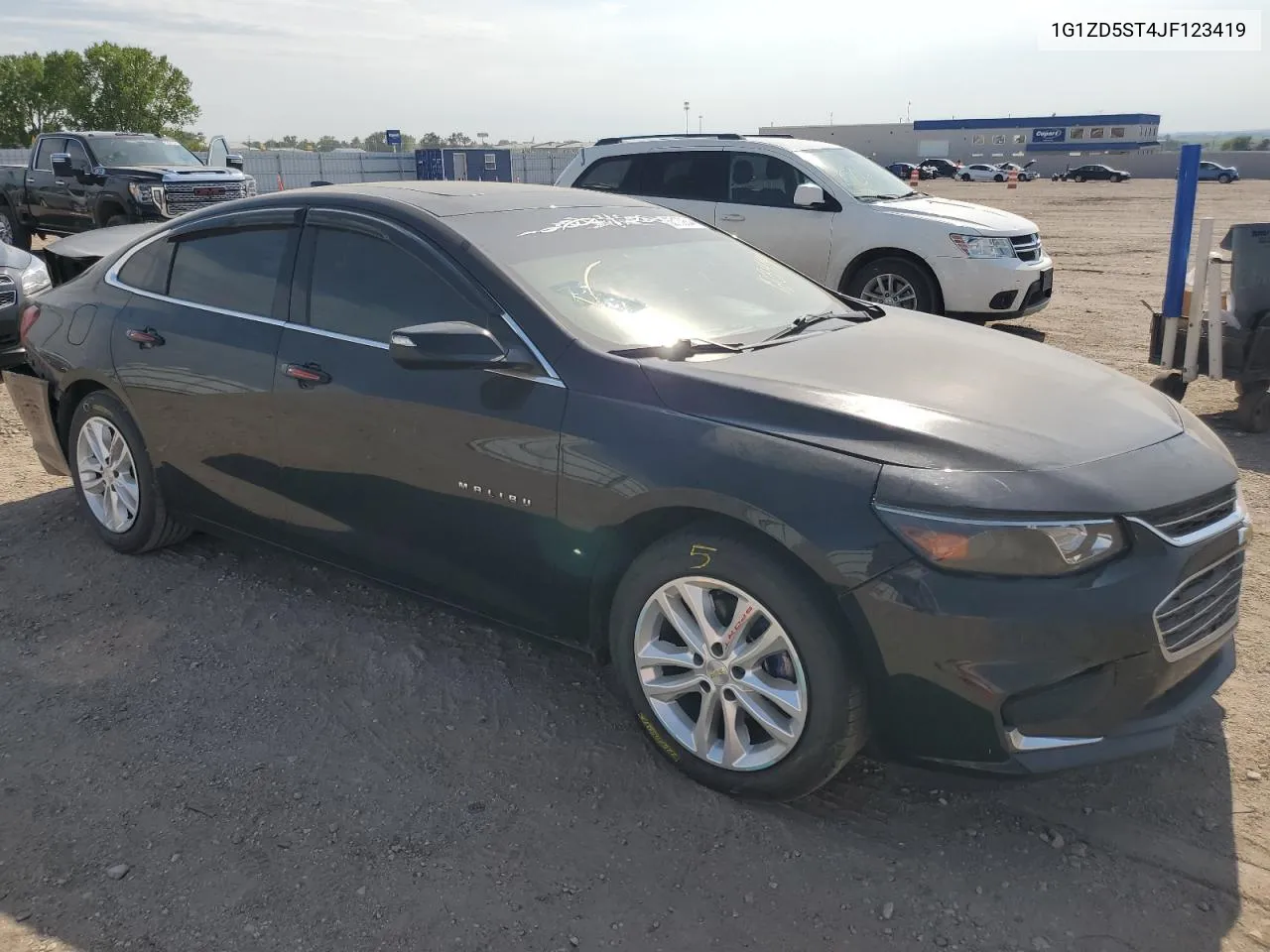 1G1ZD5ST4JF123419 2018 Chevrolet Malibu Lt