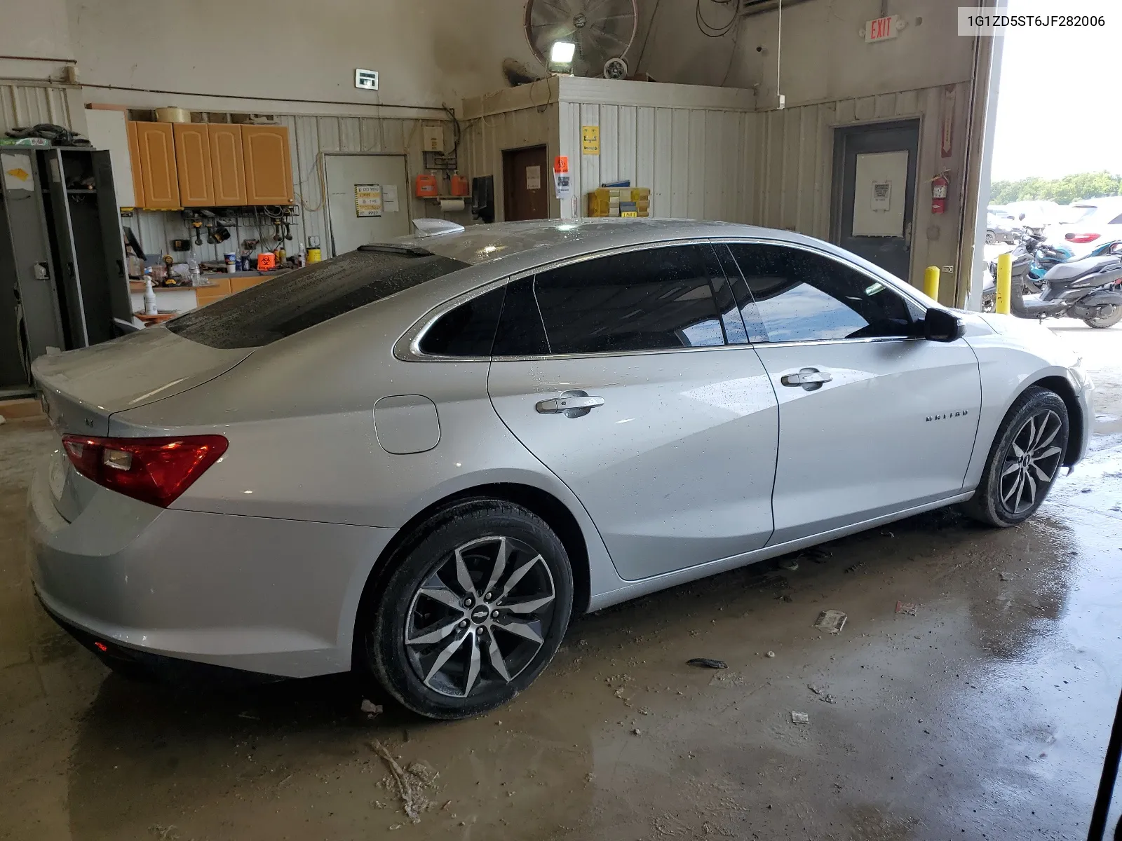 2018 Chevrolet Malibu Lt VIN: 1G1ZD5ST6JF282006 Lot: 65132264