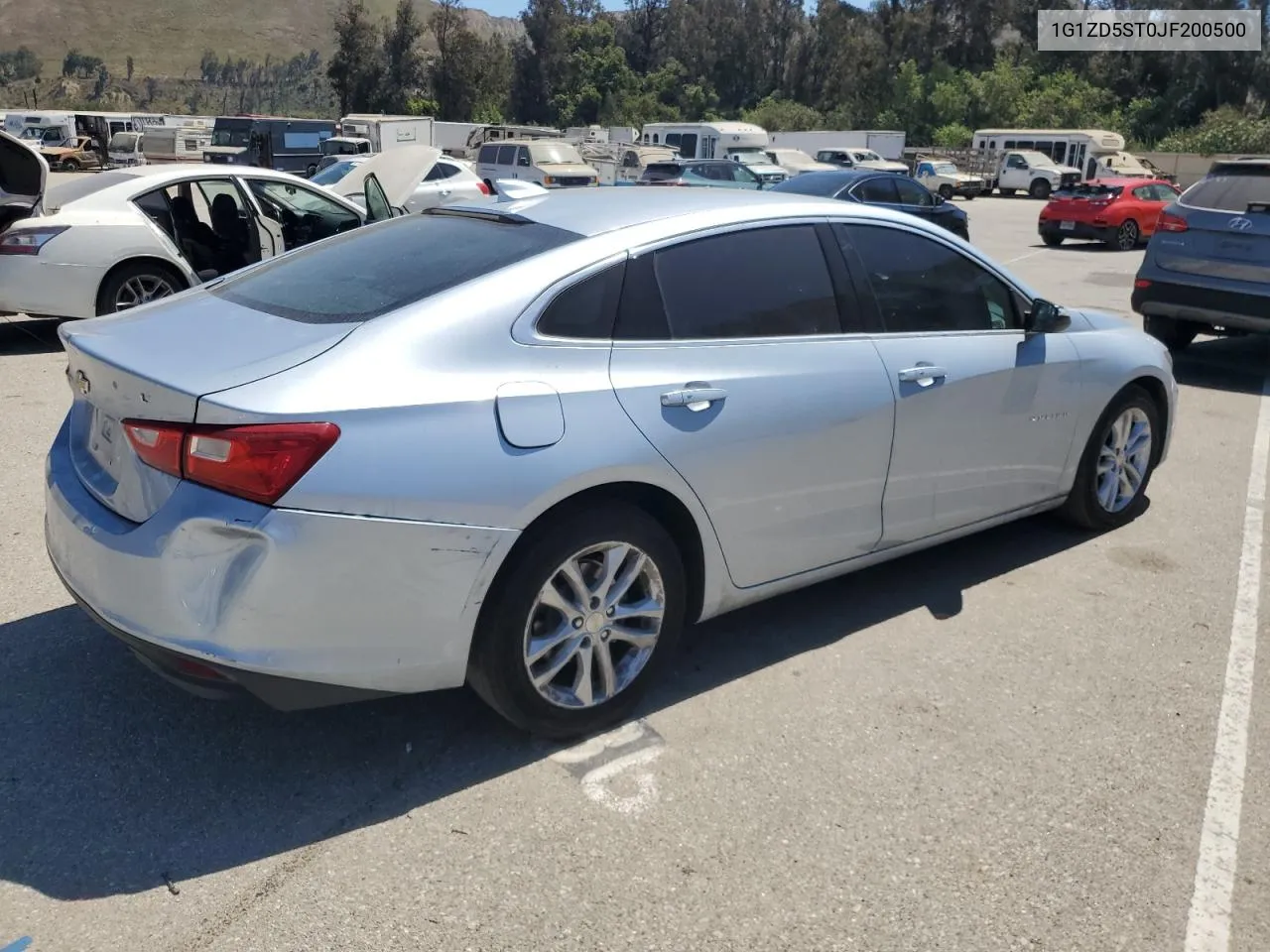 1G1ZD5ST0JF200500 2018 Chevrolet Malibu Lt