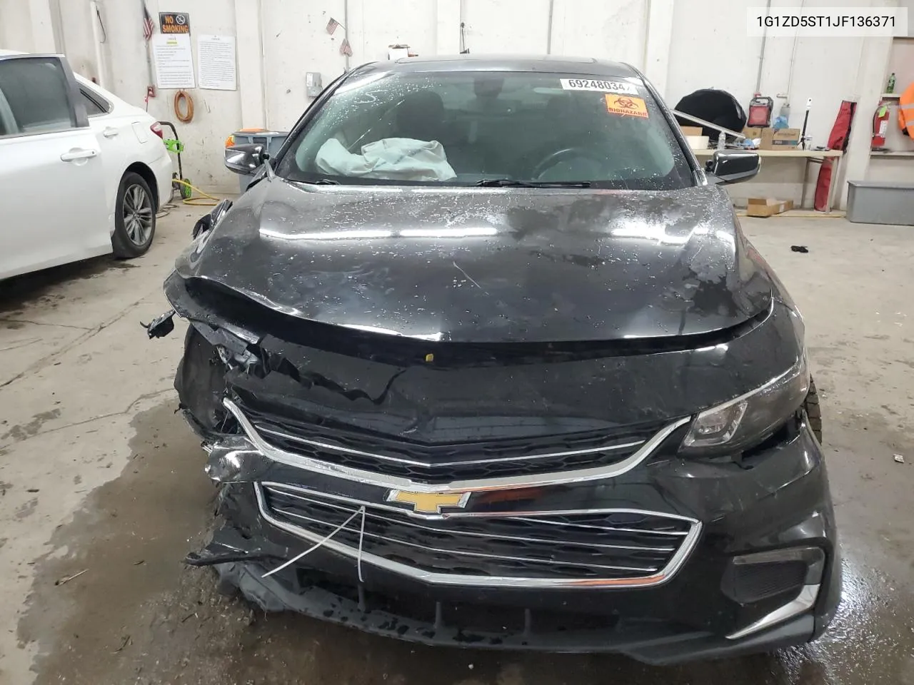 1G1ZD5ST1JF136371 2018 Chevrolet Malibu Lt