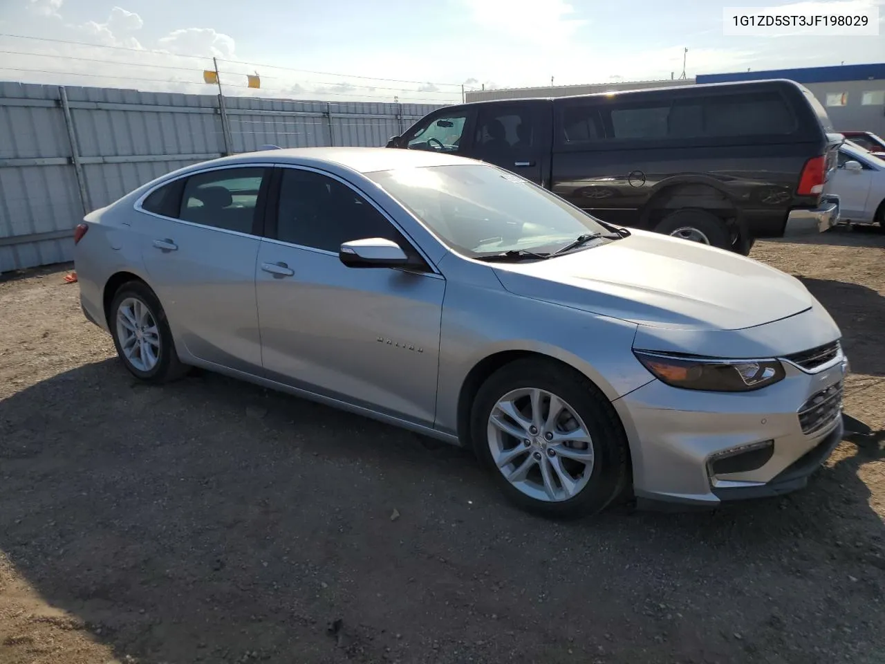 1G1ZD5ST3JF198029 2018 Chevrolet Malibu Lt