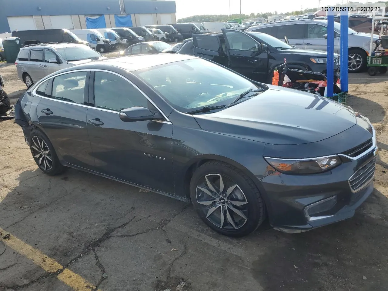 1G1ZD5ST6JF232223 2018 Chevrolet Malibu Lt