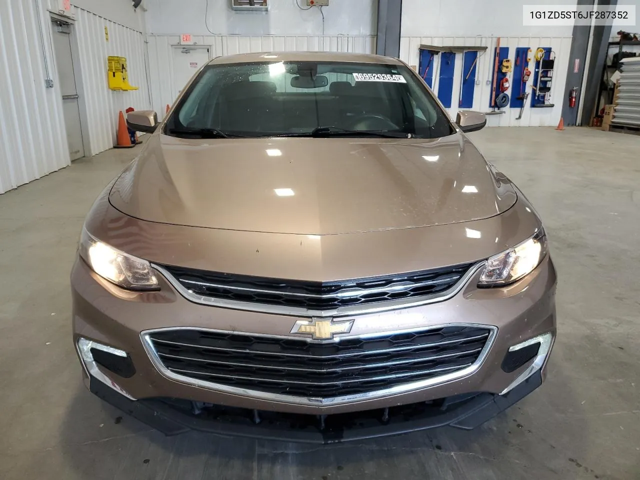 2018 Chevrolet Malibu Lt VIN: 1G1ZD5ST6JF287352 Lot: 69529364