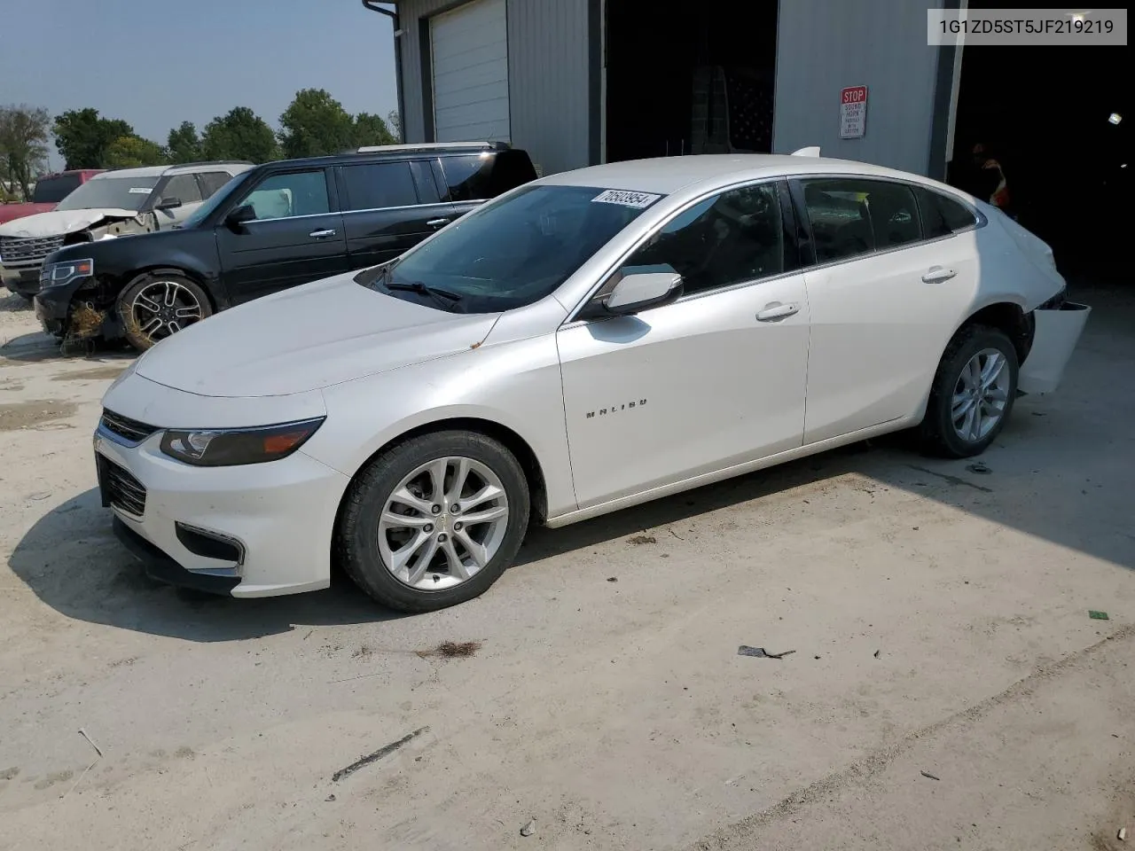 2018 Chevrolet Malibu Lt VIN: 1G1ZD5ST5JF219219 Lot: 70503954