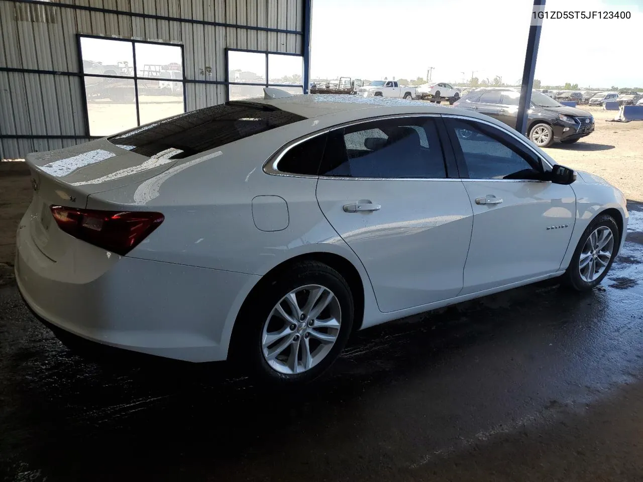 2018 Chevrolet Malibu Lt VIN: 1G1ZD5ST5JF123400 Lot: 71276734