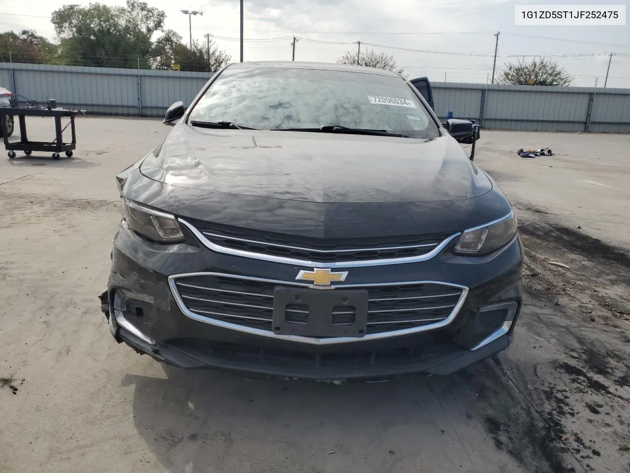 2018 Chevrolet Malibu Lt VIN: 1G1ZD5ST1JF252475 Lot: 72096034