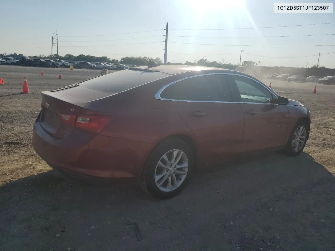 2018 Chevrolet Malibu Lt VIN: 1G1ZD5ST1JF123507 Lot: 75339834