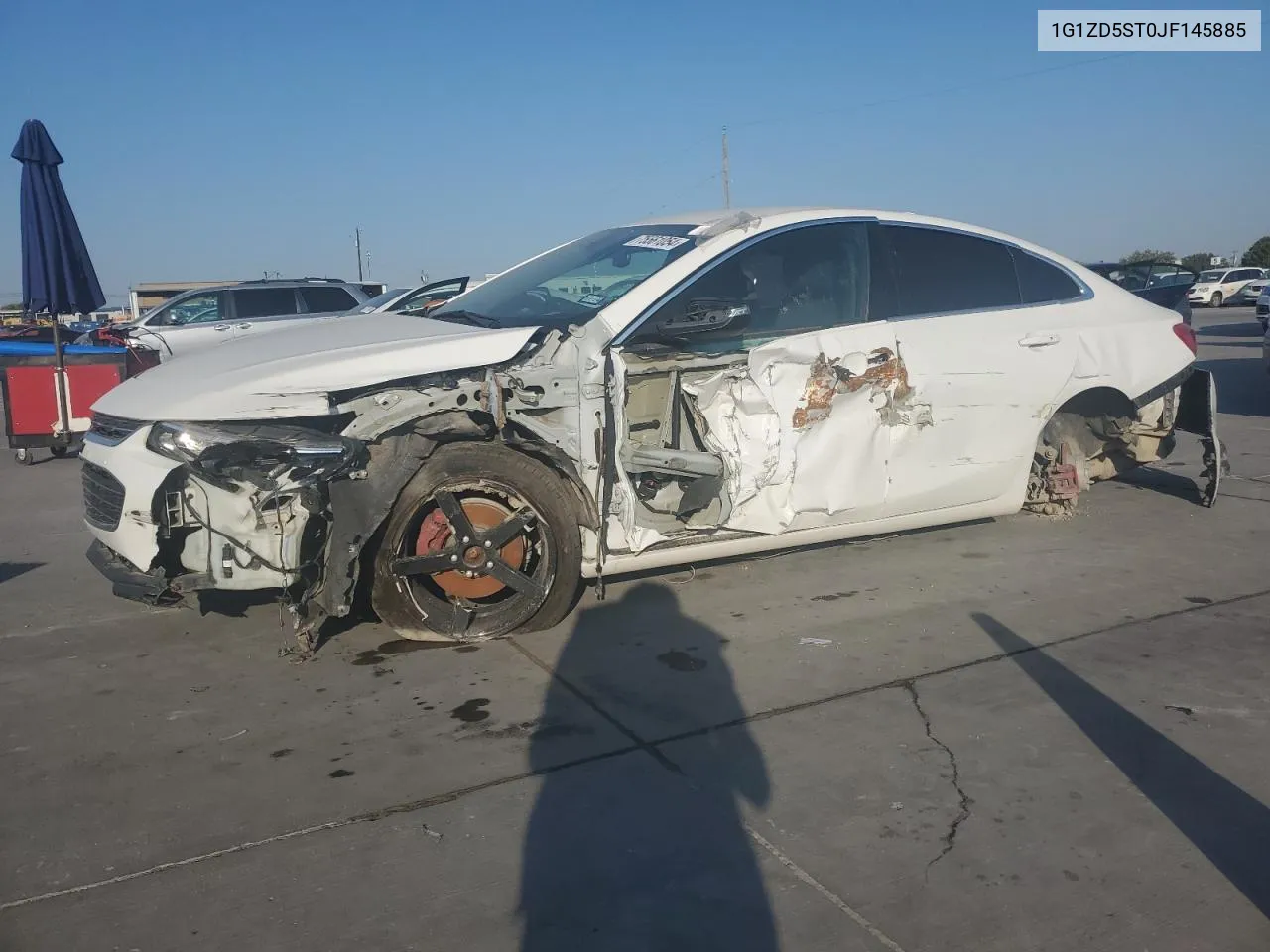 1G1ZD5ST0JF145885 2018 Chevrolet Malibu Lt