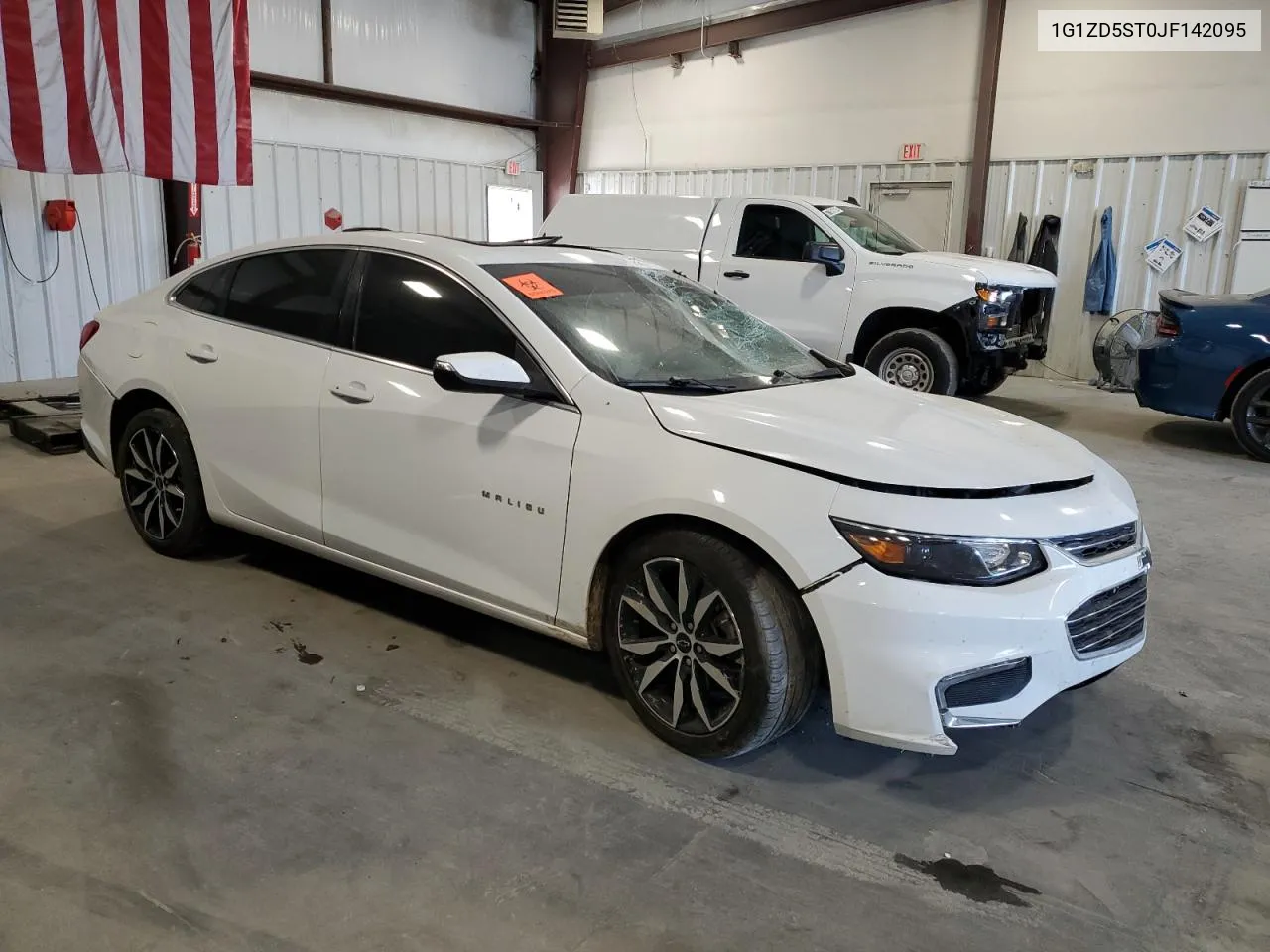 2018 Chevrolet Malibu Lt VIN: 1G1ZD5ST0JF142095 Lot: 77172434