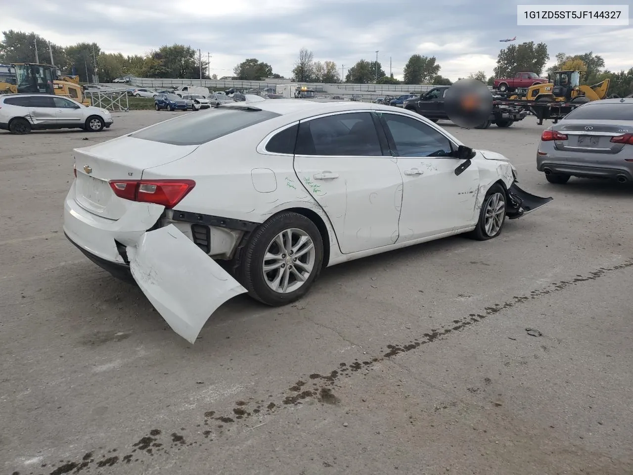 2018 Chevrolet Malibu Lt VIN: 1G1ZD5ST5JF144327 Lot: 77483394