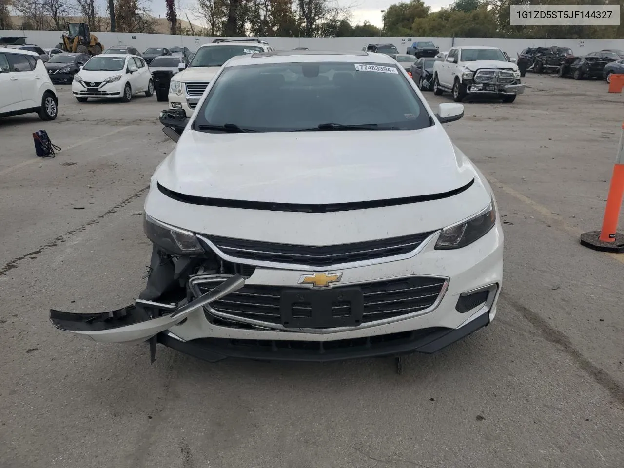 1G1ZD5ST5JF144327 2018 Chevrolet Malibu Lt