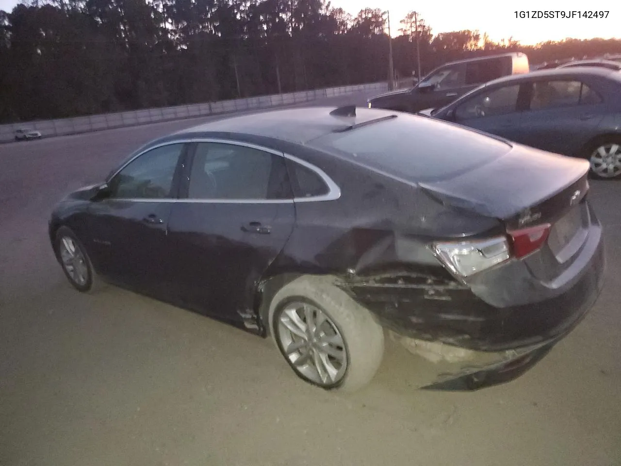 2018 Chevrolet Malibu Lt VIN: 1G1ZD5ST9JF142497 Lot: 77584714