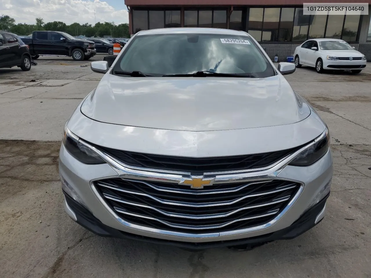 2019 Chevrolet Malibu Lt VIN: 1G1ZD5ST5KF104640 Lot: 58295204