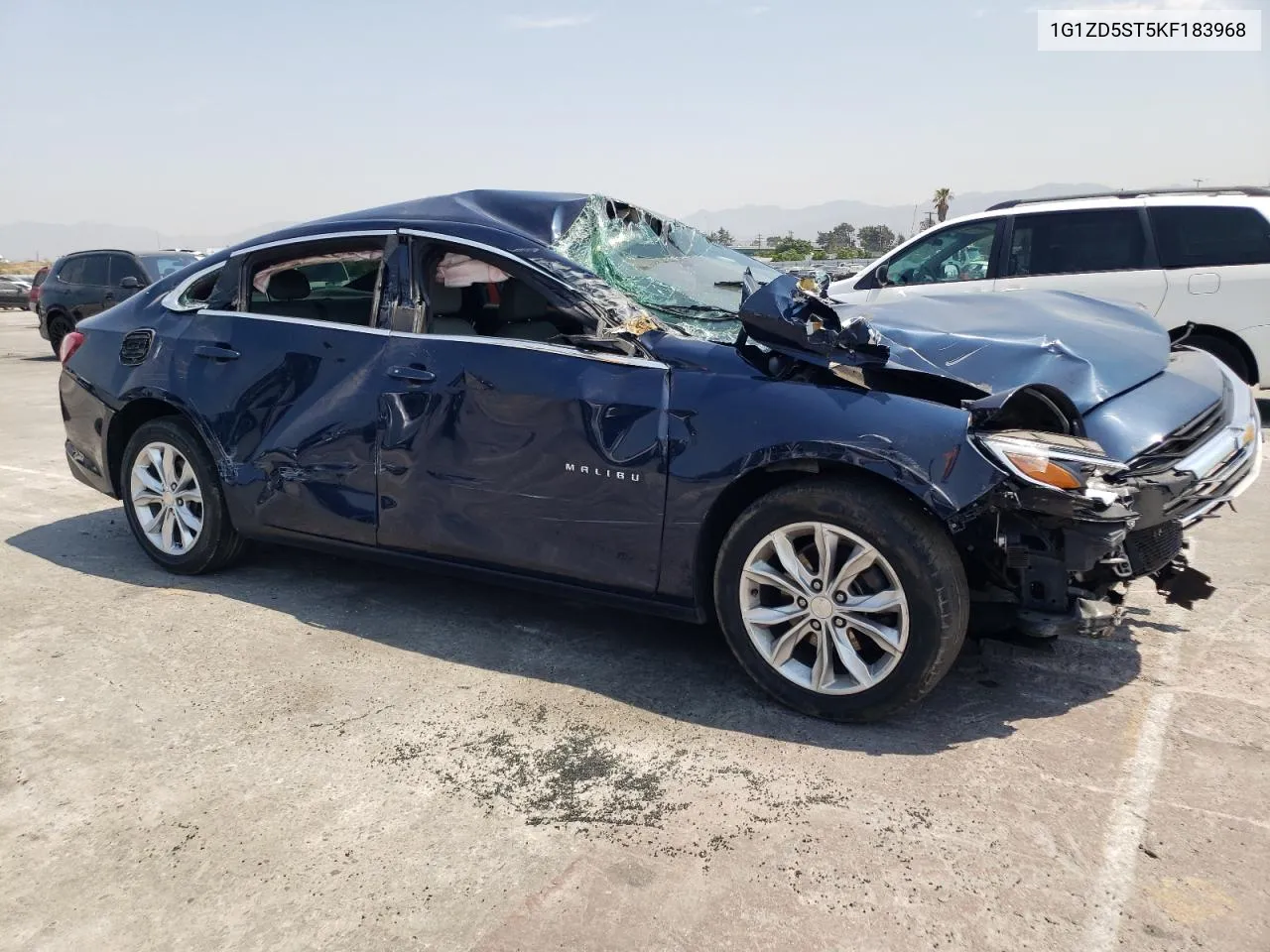 1G1ZD5ST5KF183968 2019 Chevrolet Malibu Lt