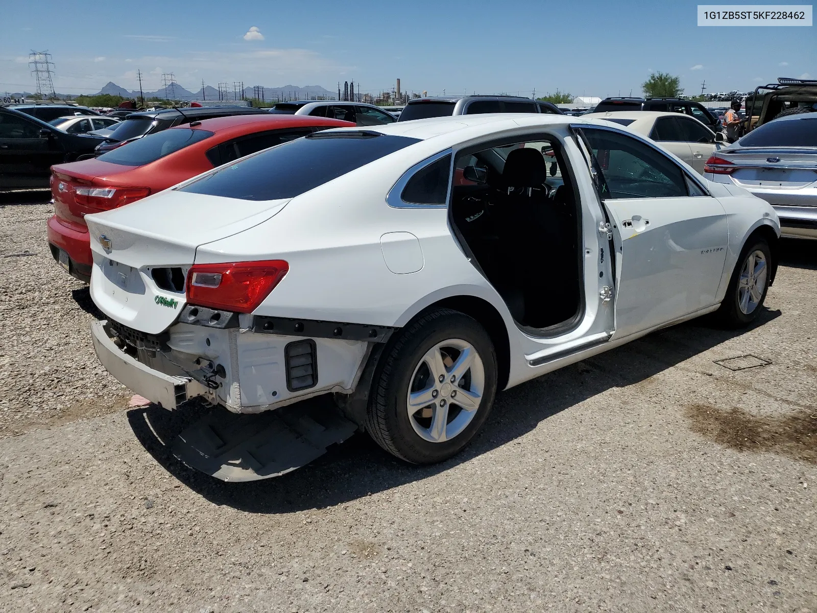 2019 Chevrolet Malibu Ls VIN: 1G1ZB5ST5KF228462 Lot: 65683604