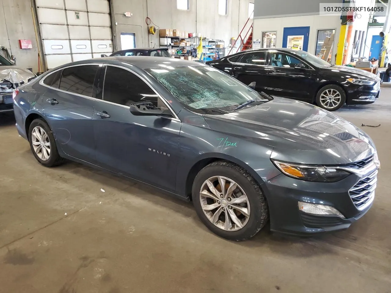 1G1ZD5ST3KF164058 2019 Chevrolet Malibu Lt