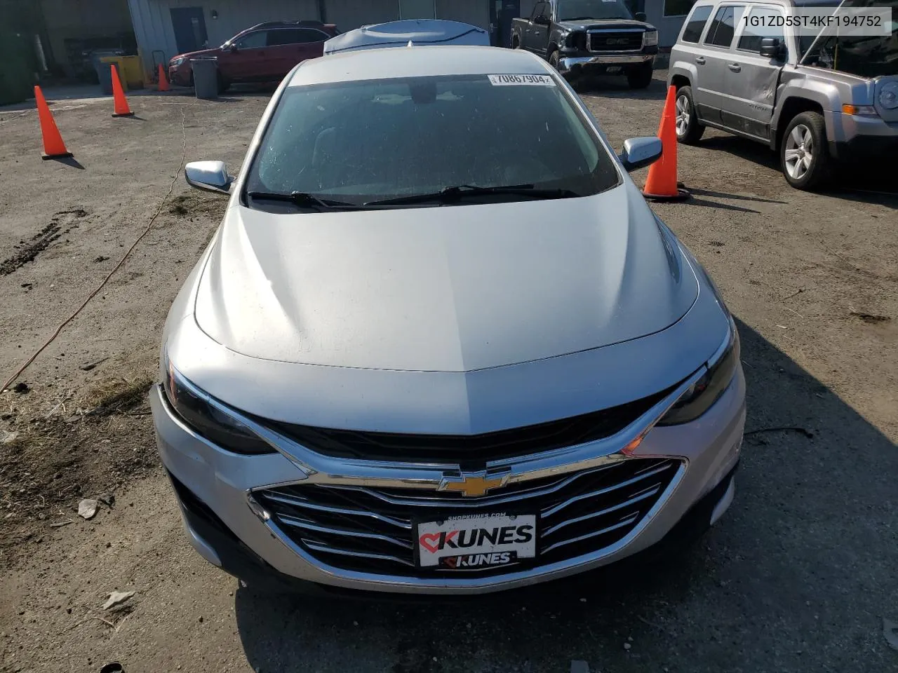 1G1ZD5ST4KF194752 2019 Chevrolet Malibu Lt