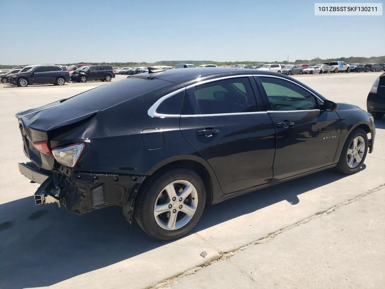 2019 Chevrolet Malibu Ls VIN: 1G1ZB5ST5KF130211 Lot: 71068944