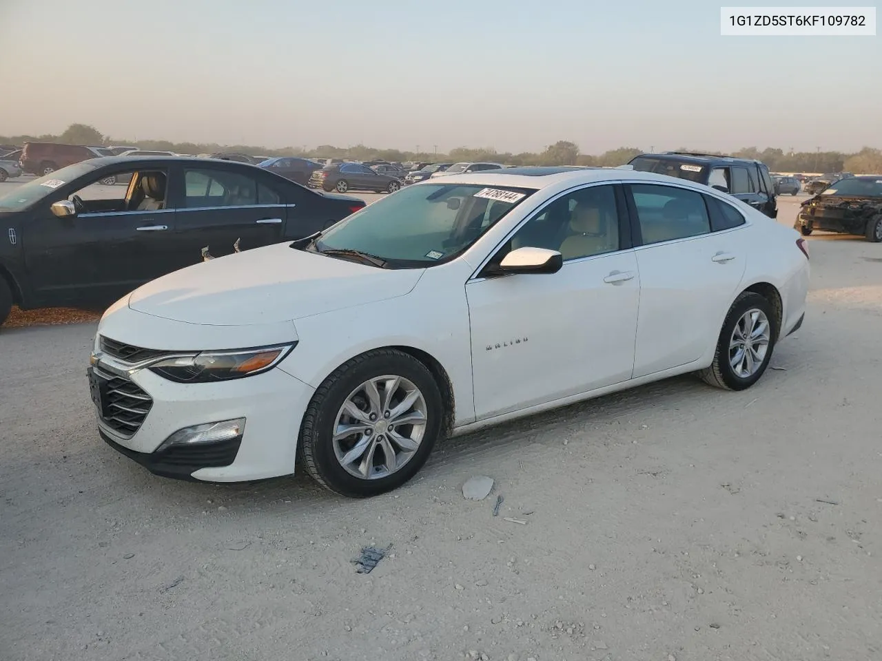 2019 Chevrolet Malibu Lt VIN: 1G1ZD5ST6KF109782 Lot: 74788144