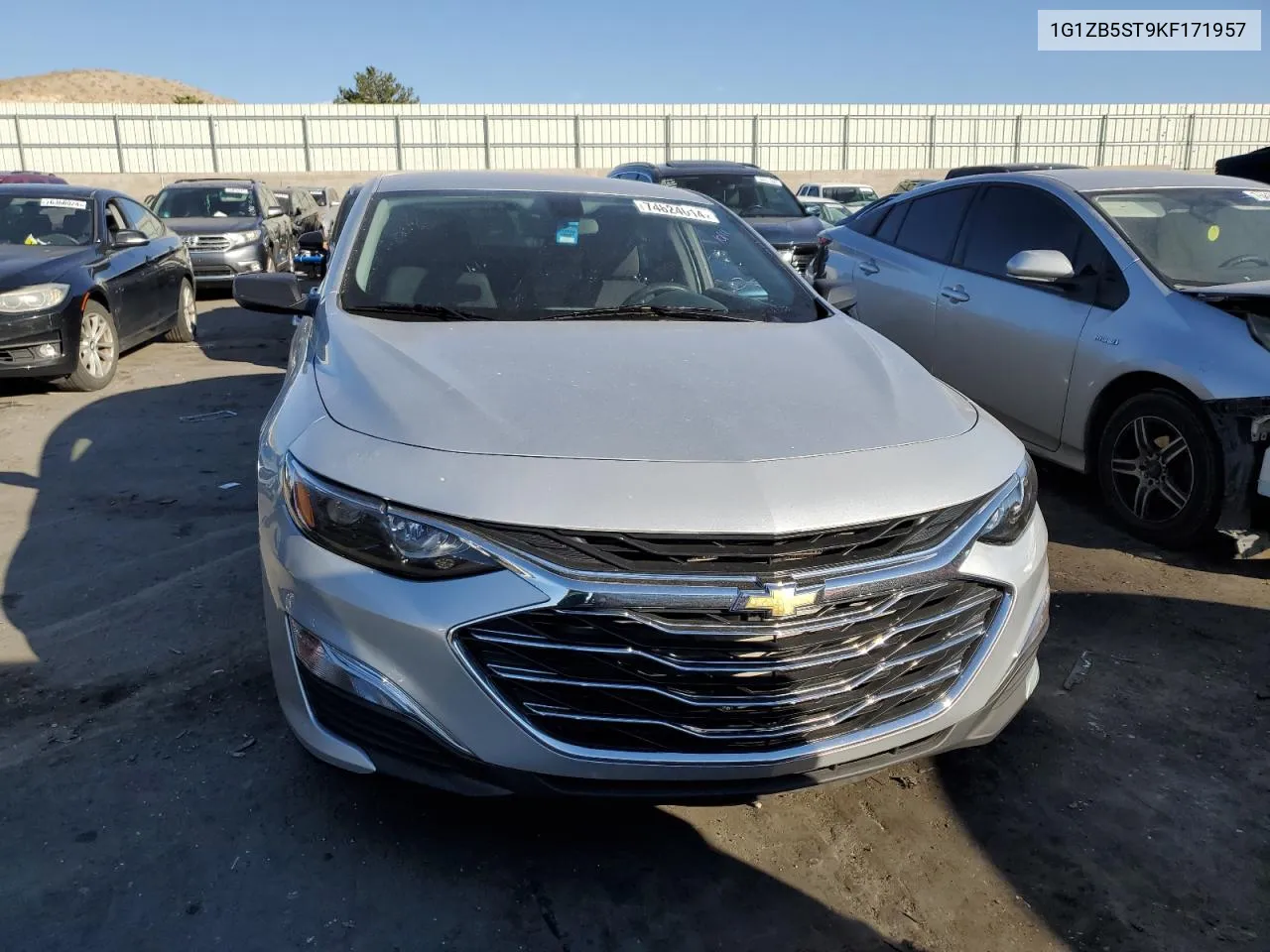 2019 Chevrolet Malibu Ls VIN: 1G1ZB5ST9KF171957 Lot: 74824014