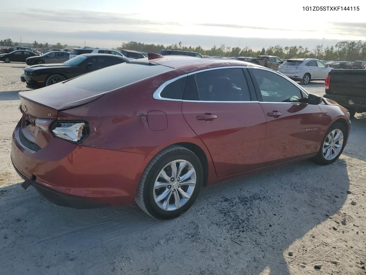 2019 Chevrolet Malibu Lt VIN: 1G1ZD5STXKF144115 Lot: 76204114