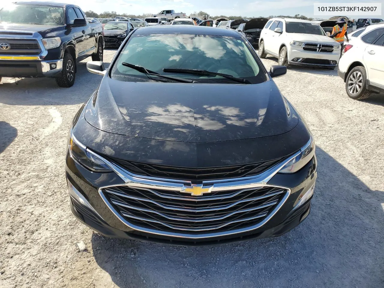 2019 Chevrolet Malibu Ls VIN: 1G1ZB5ST3KF142907 Lot: 77857064