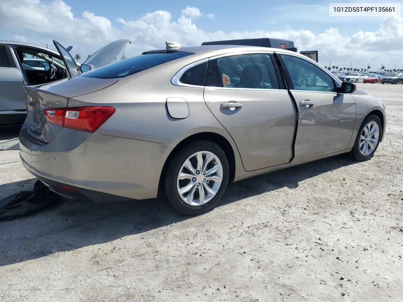 2023 Chevrolet Malibu Lt VIN: 1G1ZD5ST4PF135661 Lot: 77063414