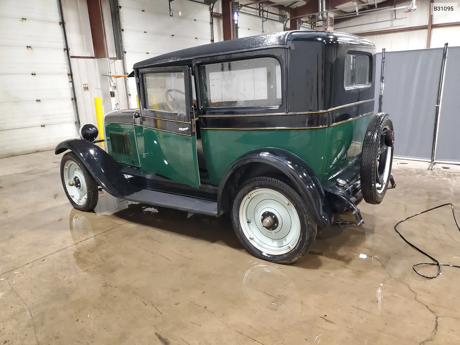 1928 Chevrolet Abnational VIN: B31095 Lot: 66772804