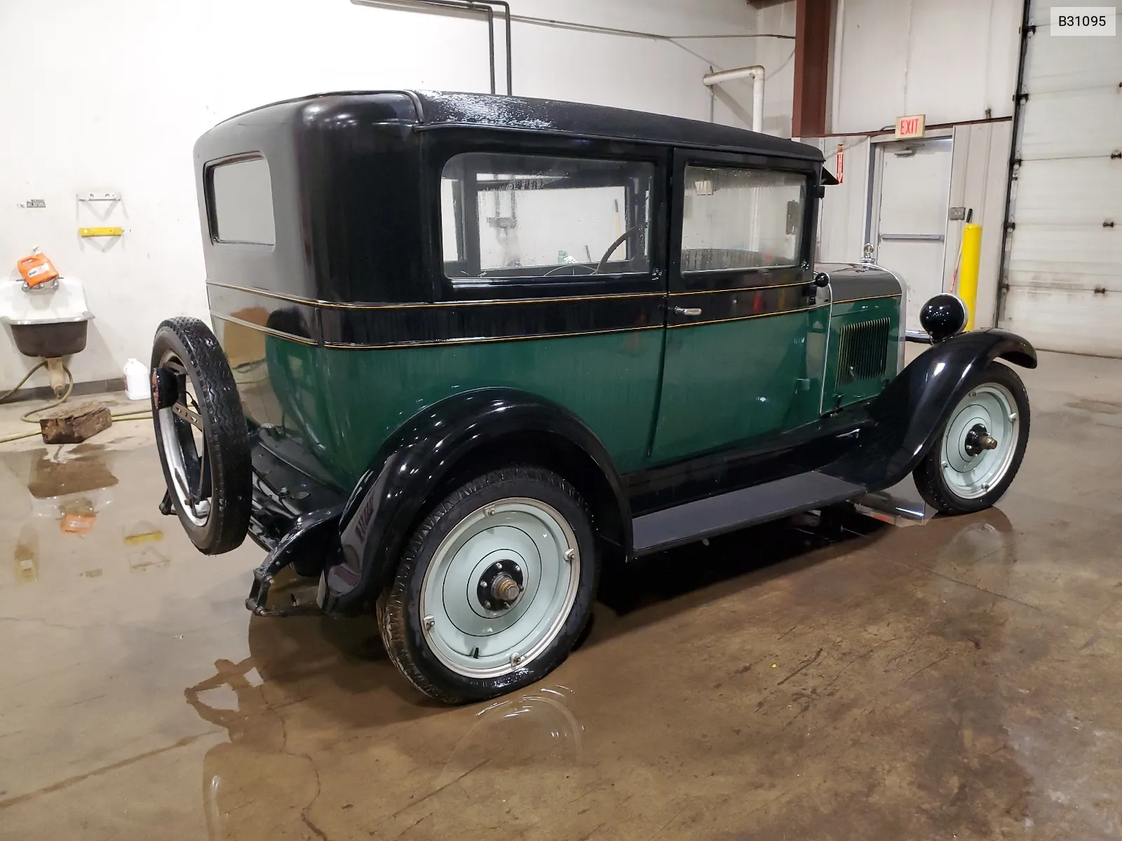 1928 Chevrolet Abnational VIN: B31095 Lot: 66772804