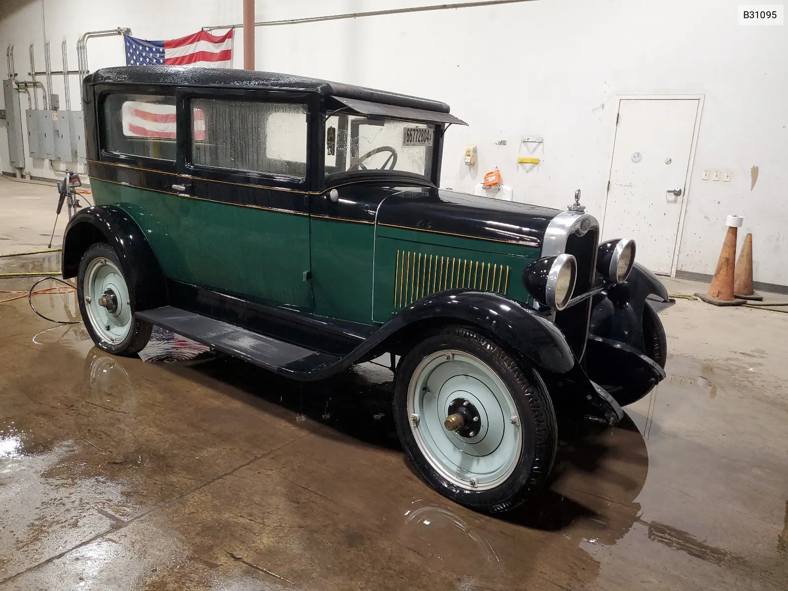 B31095 1928 Chevrolet Abnational