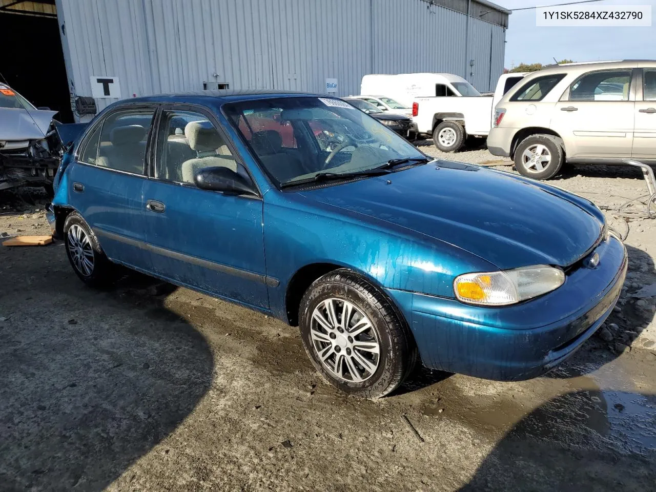 1999 Chevrolet Geo Prizm Base VIN: 1Y1SK5284XZ432790 Lot: 76660084