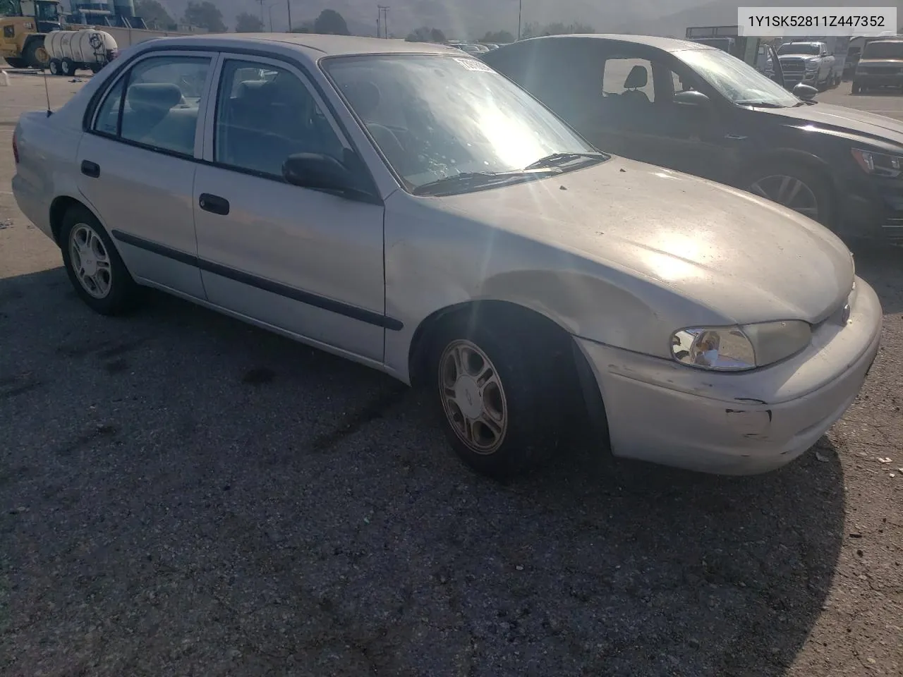 2001 Chevrolet Geo Prizm Base VIN: 1Y1SK52811Z447352 Lot: 73916394