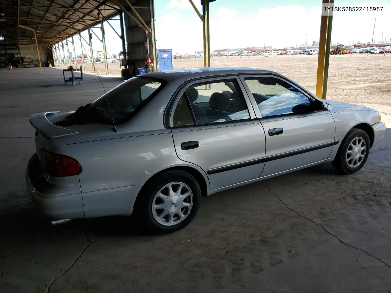 2002 Chevrolet Geo Prizm Base VIN: 1Y1SK52852Z415957 Lot: 71798694