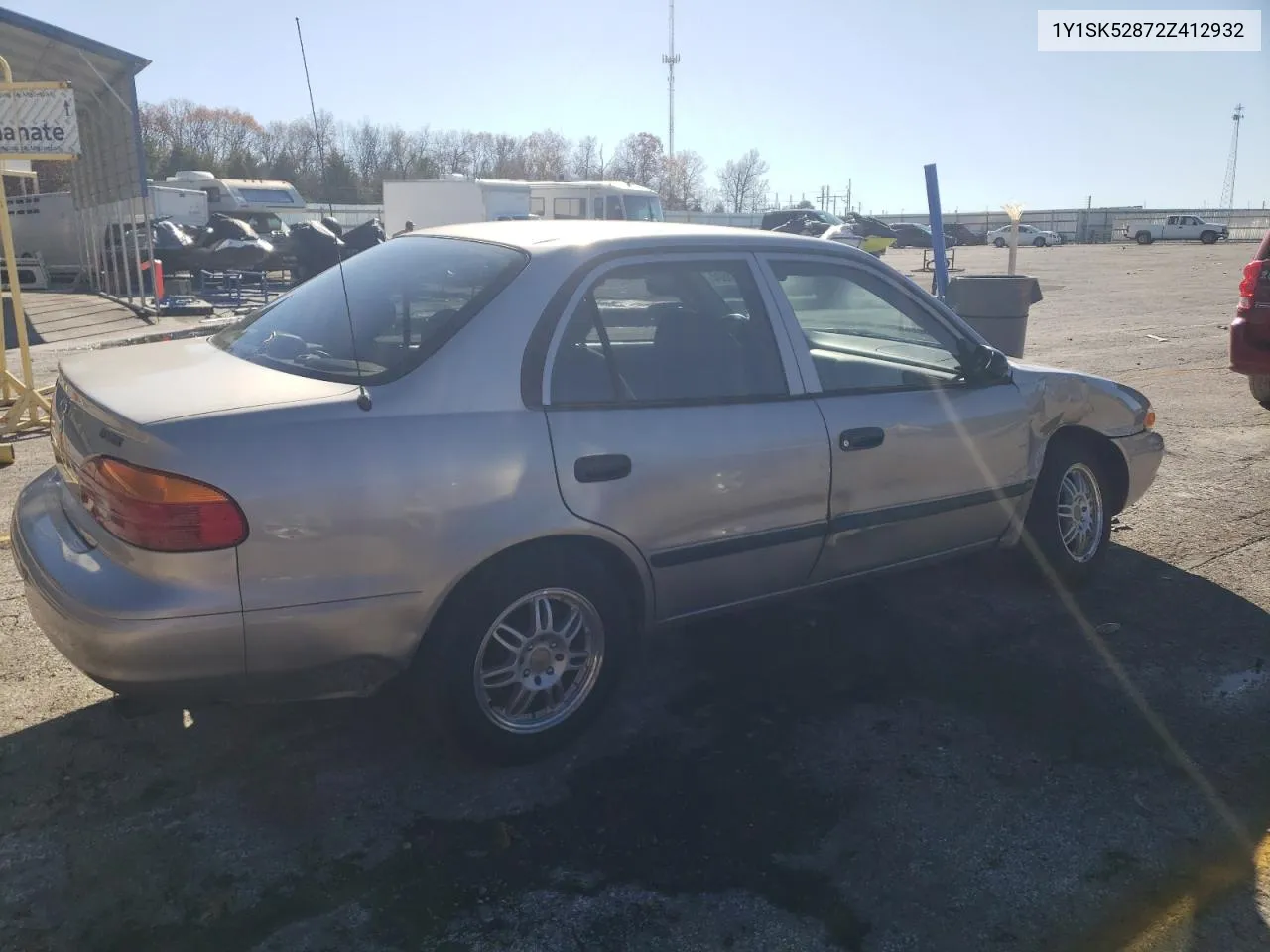 2002 Chevrolet Geo Prizm Base VIN: 1Y1SK52872Z412932 Lot: 81051604