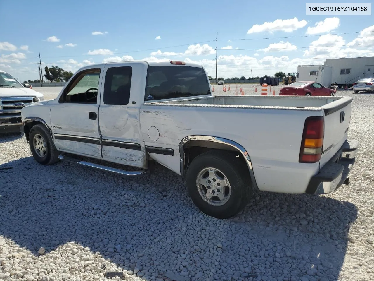 2000 Chevrolet Silverado C1500 VIN: 1GCEC19T6YZ104158 Lot: 77557144