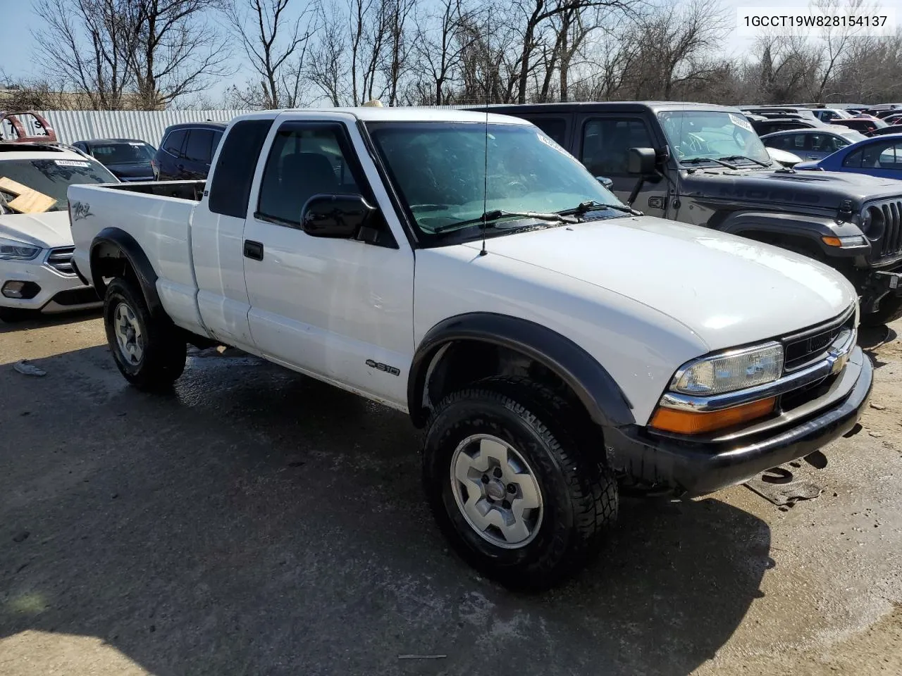 2002 Chevrolet S Truck S10 VIN: 1GCCT19W828154137 Lot: 43566524