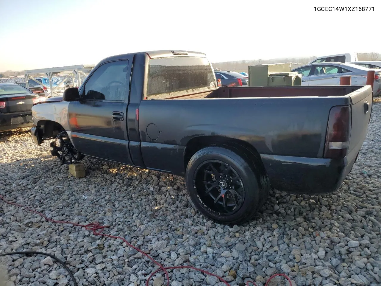 1999 Chevrolet Silverado C1500 VIN: 1GCEC14W1XZ168771 Lot: 46447774