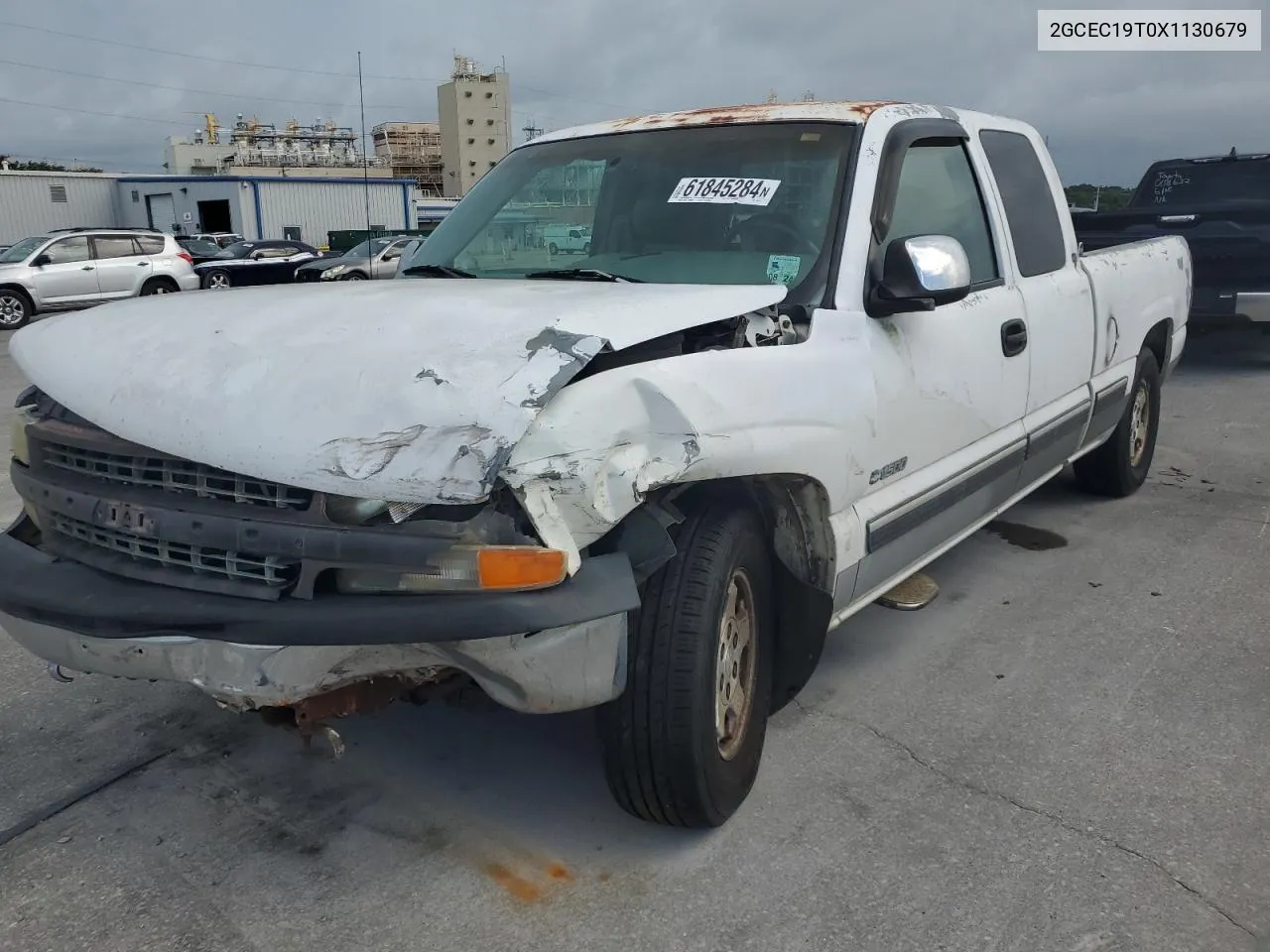 1999 Chevrolet Silverado C1500 VIN: 2GCEC19T0X1130679 Lot: 61845284