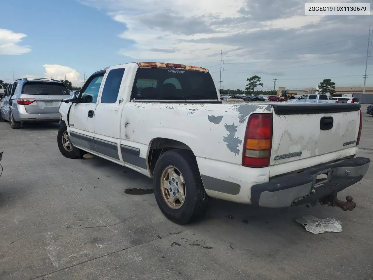 1999 Chevrolet Silverado C1500 VIN: 2GCEC19T0X1130679 Lot: 61845284