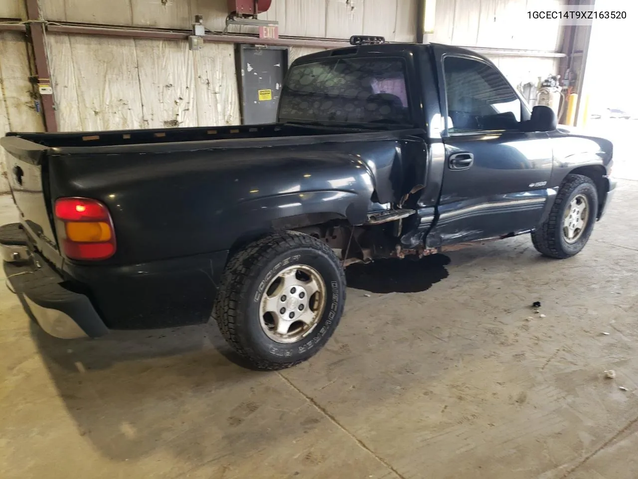 1GCEC14T9XZ163520 1999 Chevrolet Silverado C1500