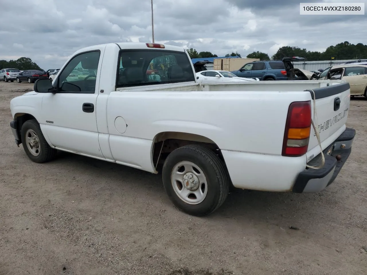 1999 Chevrolet Silverado C1500 VIN: 1GCEC14VXXZ180280 Lot: 71830104