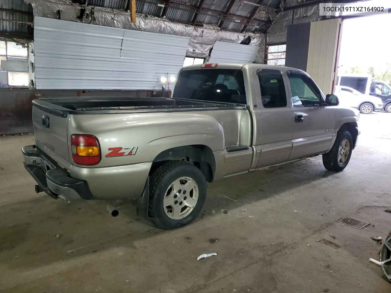 1999 Chevrolet Silverado K1500 VIN: 1GCEK19T1XZ164902 Lot: 72587824