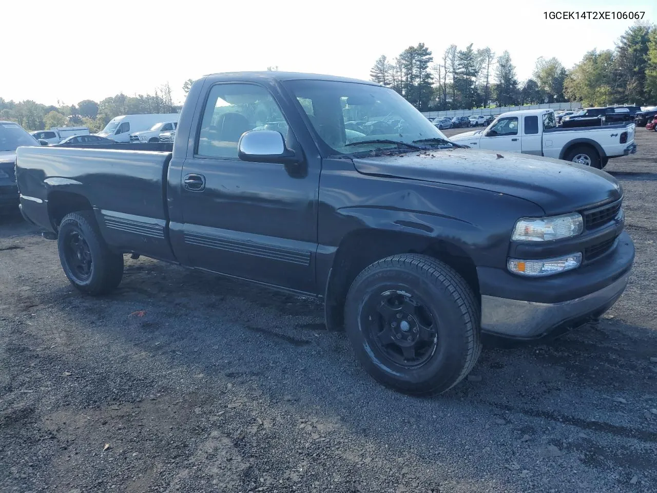 1999 Chevrolet Silverado K1500 VIN: 1GCEK14T2XE106067 Lot: 73826374