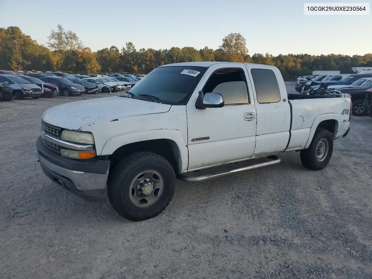 1999 Chevrolet Silverado K2500 VIN: 1GCGK29U0XE230564 Lot: 77198844