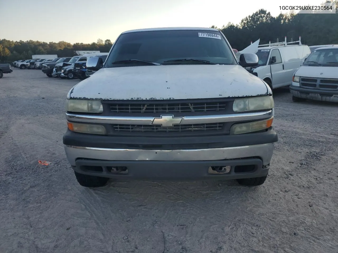 1999 Chevrolet Silverado K2500 VIN: 1GCGK29U0XE230564 Lot: 77198844