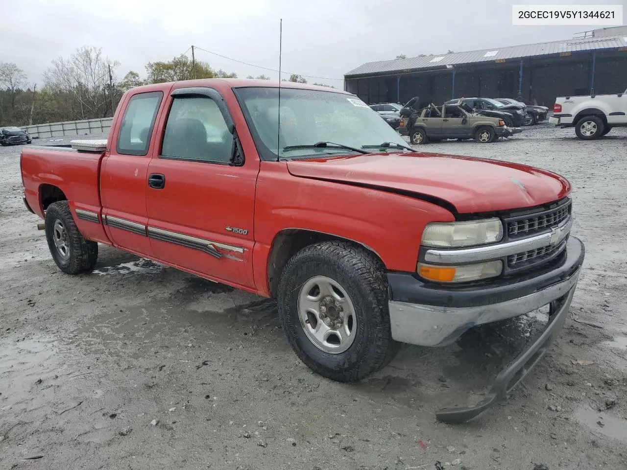 2000 Chevrolet Silverado C1500 VIN: 2GCEC19V5Y1344621 Lot: 48022924