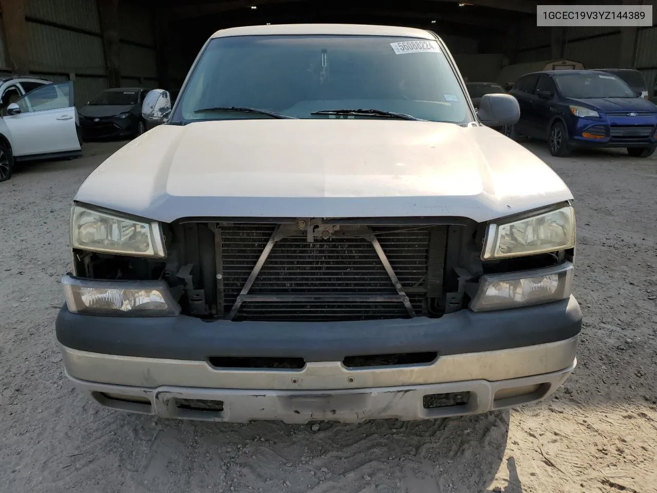 2000 Chevrolet Silverado C1500 VIN: 1GCEC19V3YZ144389 Lot: 56088224