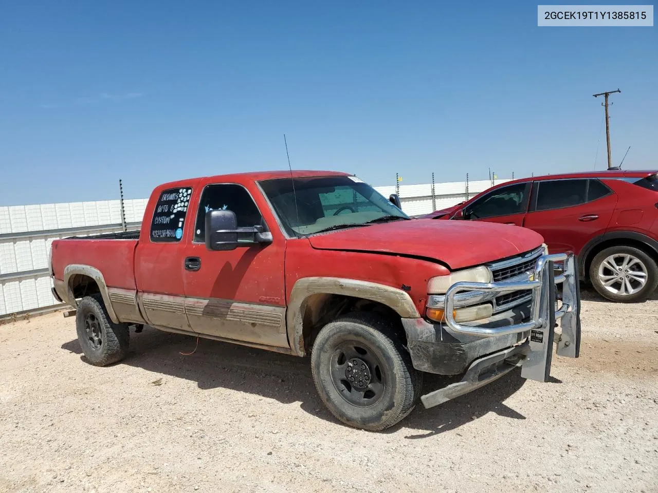 2000 Chevrolet Silverado K1500 VIN: 2GCEK19T1Y1385815 Lot: 57039604