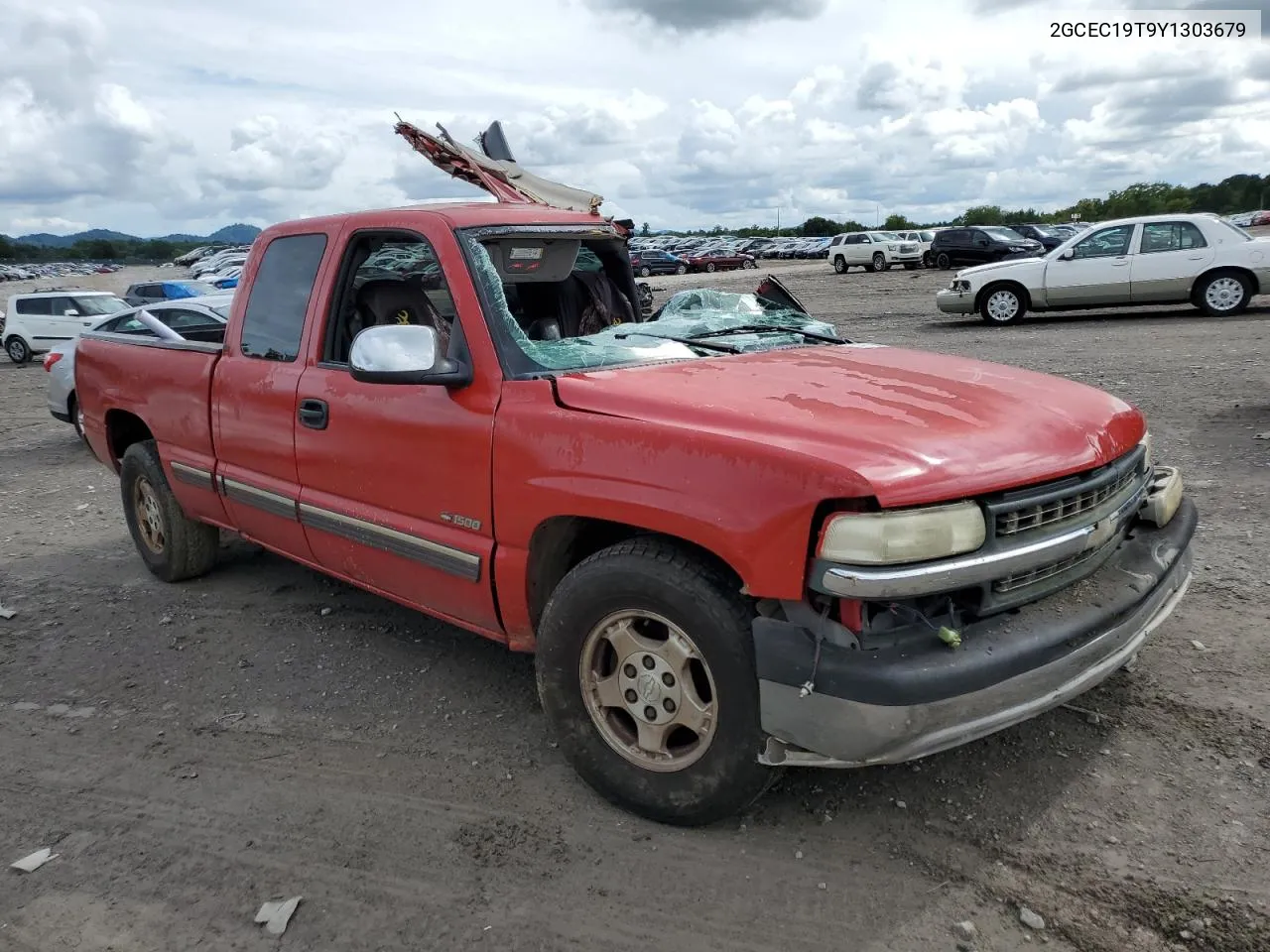 2GCEC19T9Y1303679 2000 Chevrolet Silverado C1500